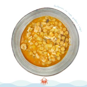 Garbanzos con rape y gambas elaborados naturales